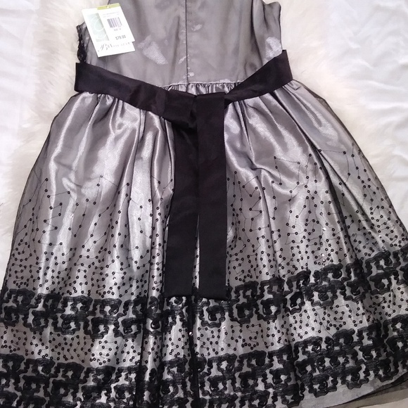 Black sequins formal party dress - Picture 4 of 7